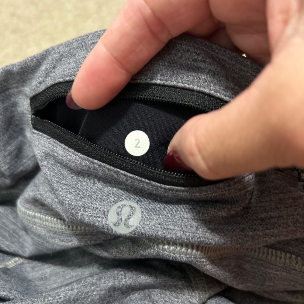 Lululemon leggings - Picture 3 of 4